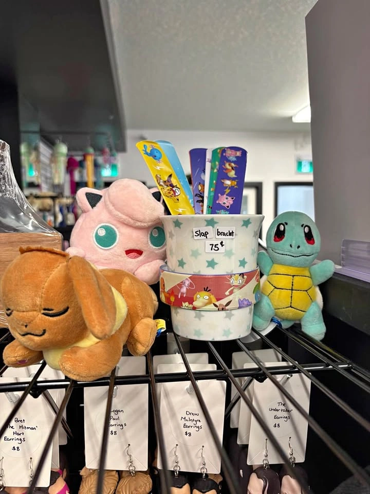 Pokémon plushies/slap bracelets