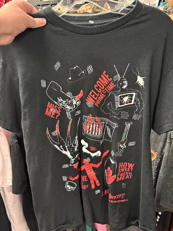 Nightmare on elm street size S shirt