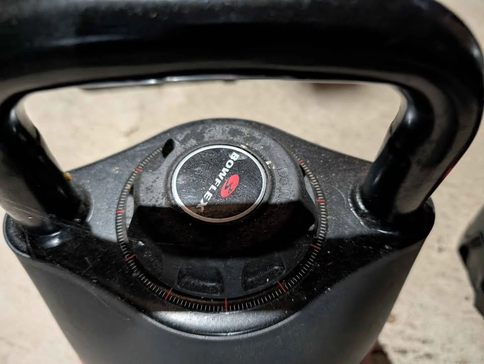 Bowflex kettlebell pair for $130 - photo 3