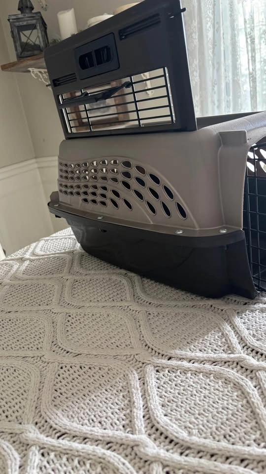 Small dog or cat crate - photo 3