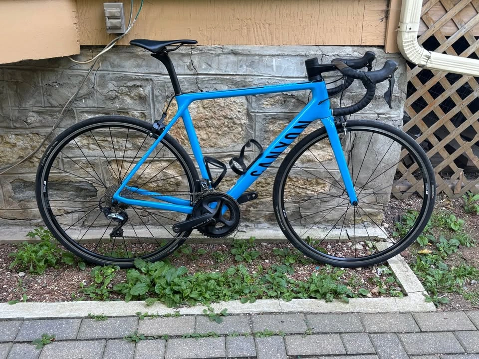 Canyon Ultimate CF SL 8 - photo 2
