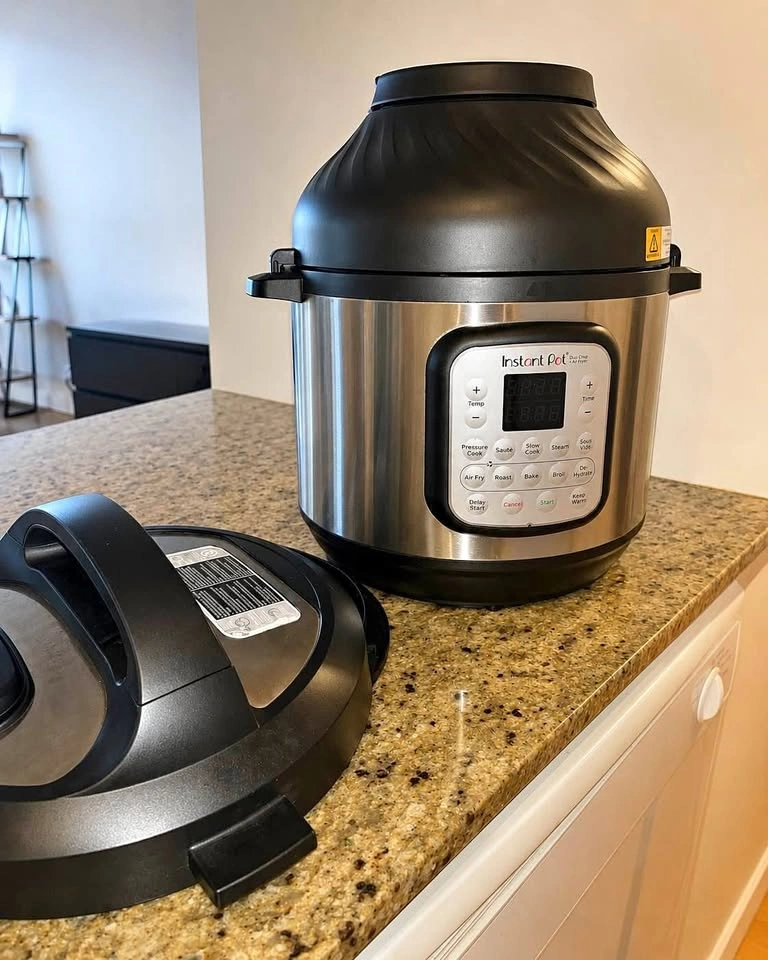 Instant Pot Duo Crisp + Air Fryer