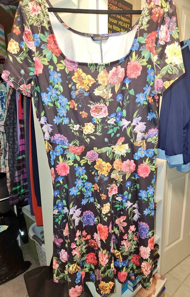 SHEIN CURVE Floral Print Short Sleeve Dress 2XL