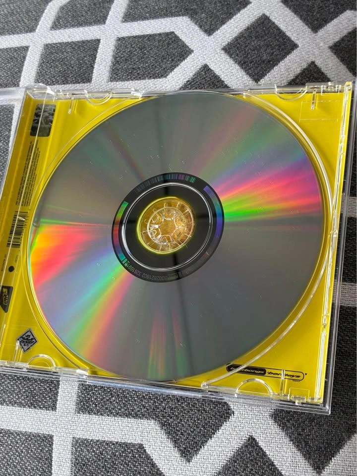 Post Malone Beerbongs & Bentleys CD - photo 4