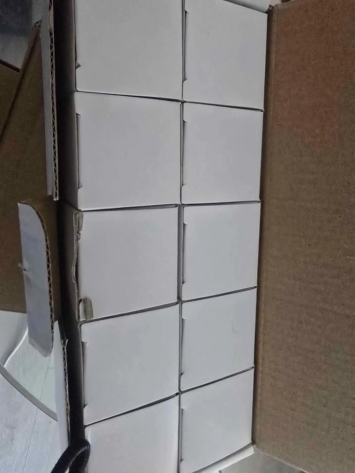 Door viewer with cover - photo 2