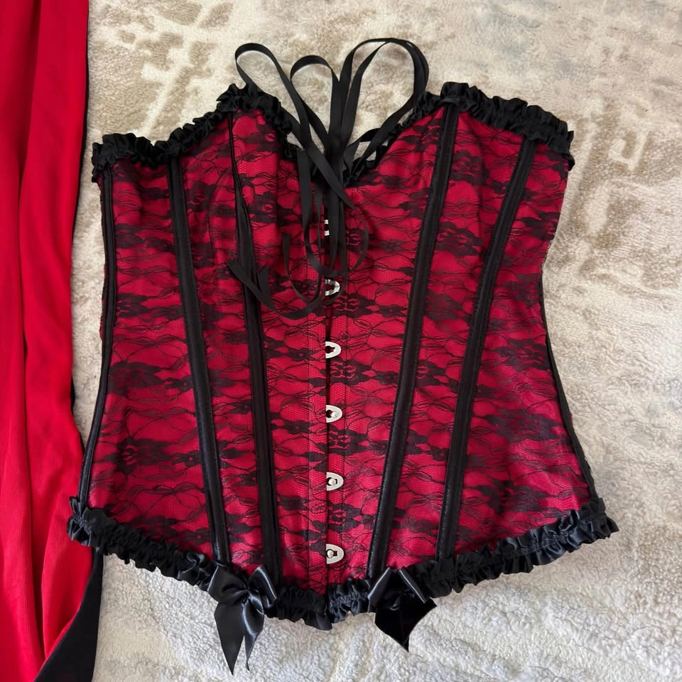 Vampire costume duo - men and women - photo 5
