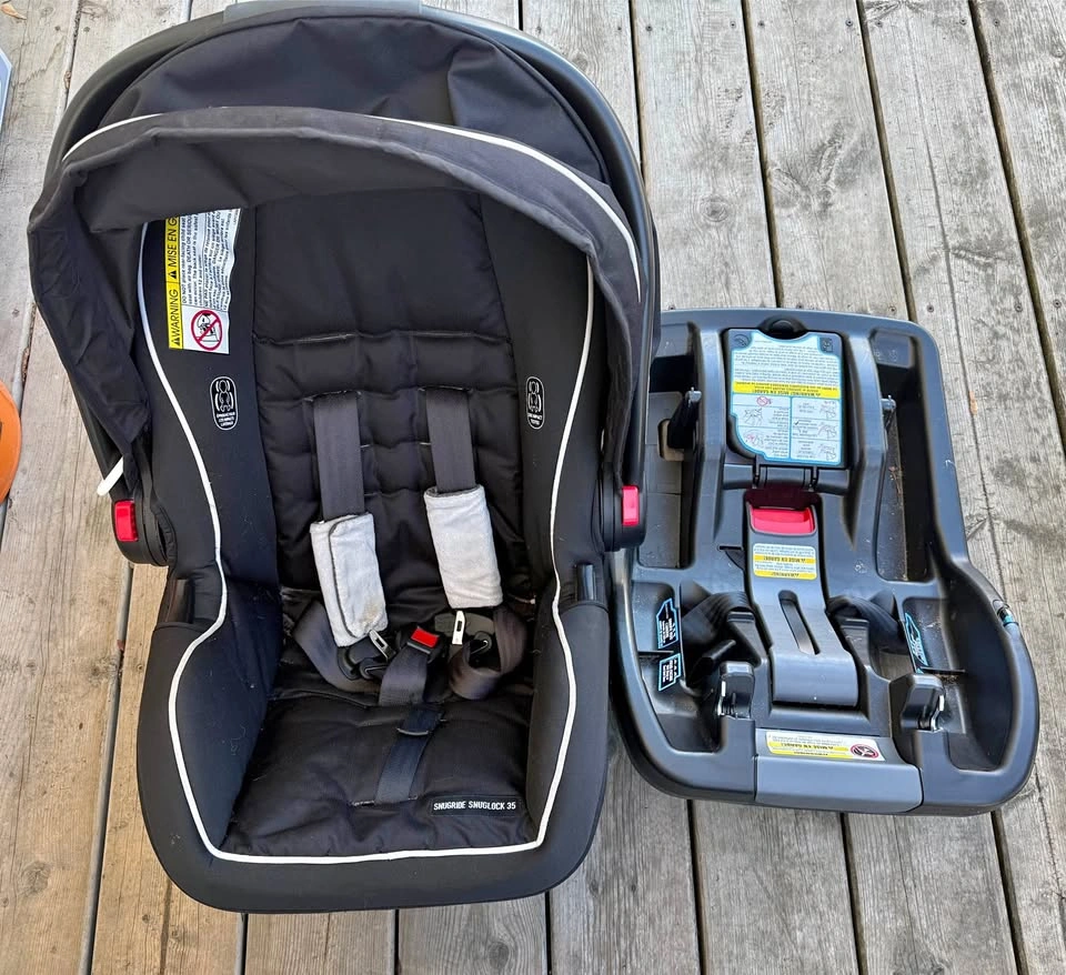 Graco jogging stroller and car seat combo