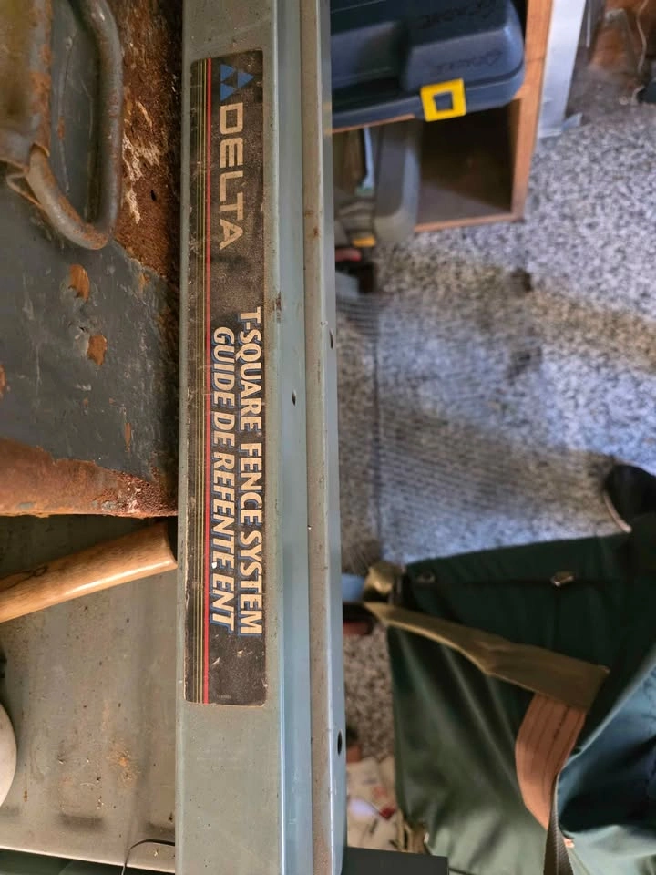 Delta QT-10 Table Saw - photo 3