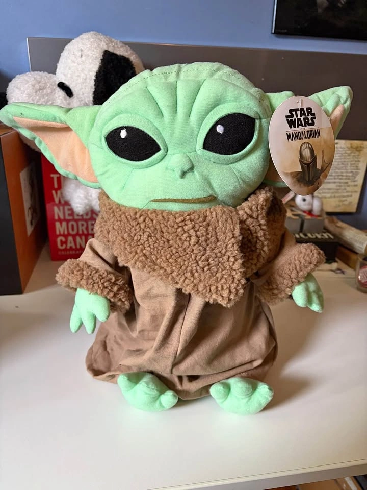 BNWT Baby Yoda/Grogu Plush