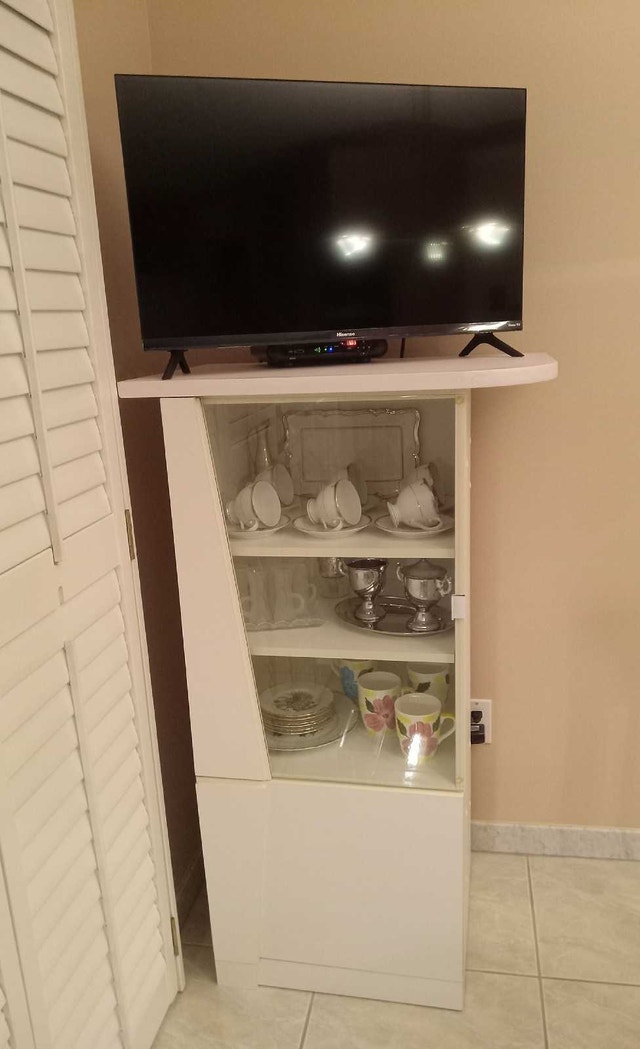 Display Cabinet and TV stand