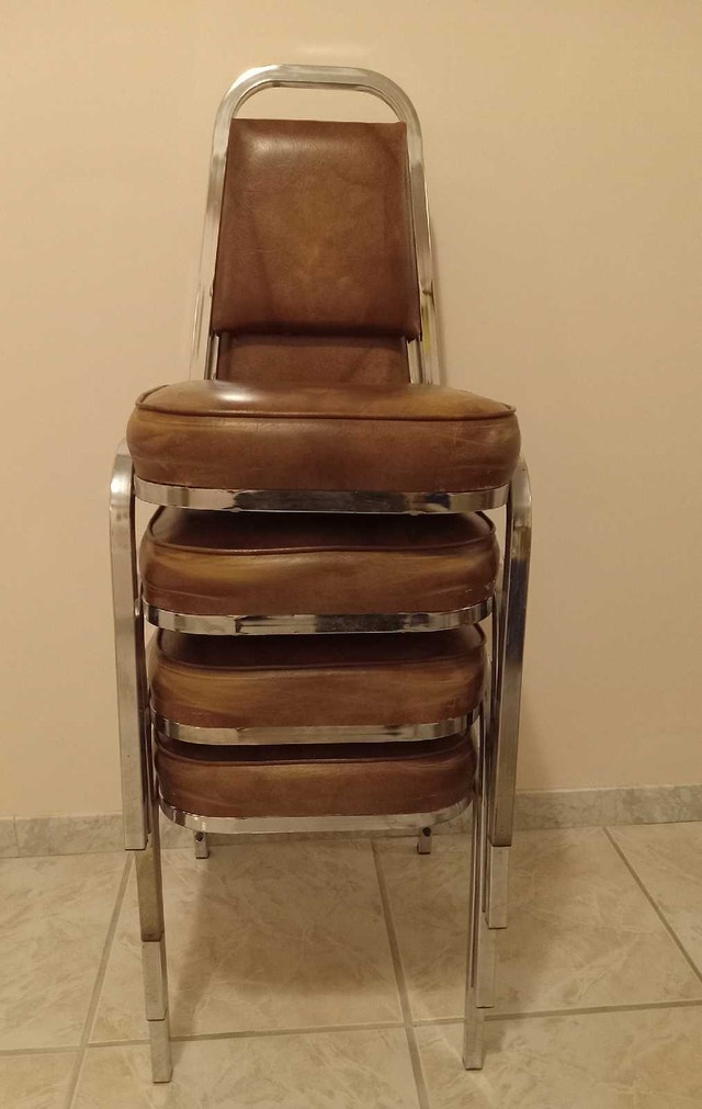 Folding Dining Table and Chairs - photo 2