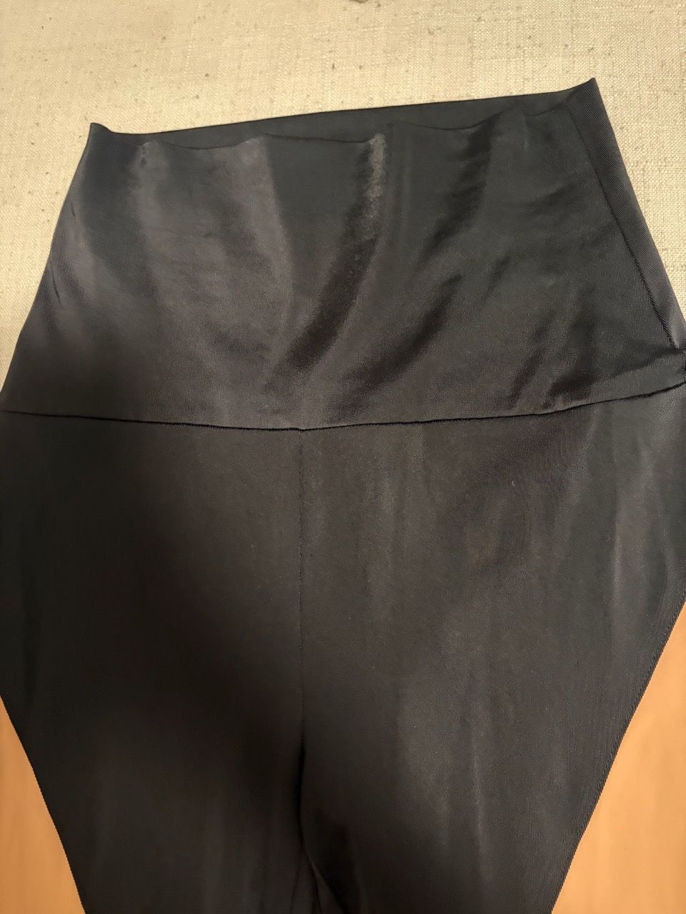 Norma Kamali - High-Waist Color Block Leggings with Tags - photo 3