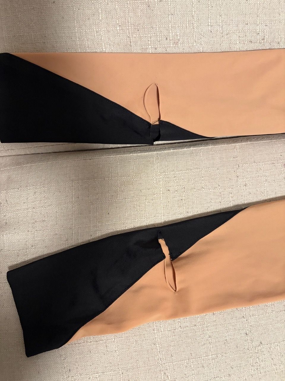 Norma Kamali - High-Waist Color Block Leggings with Tags - photo 5