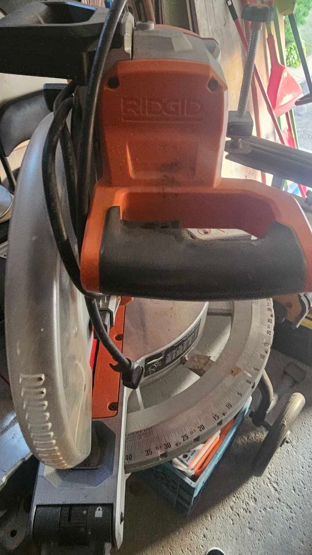 RIDGID Miter Saw with Mobile Stand - photo 2