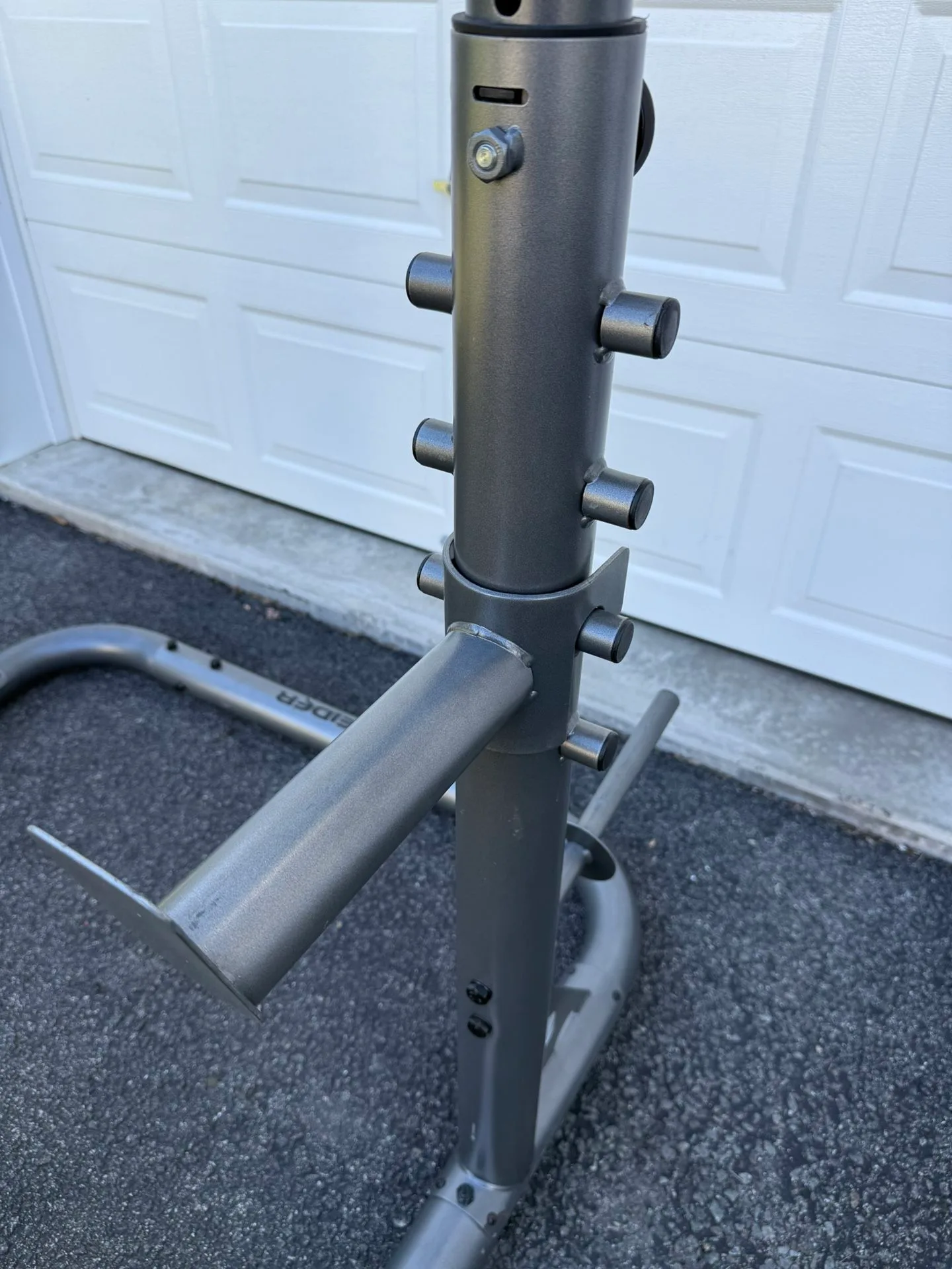 Adjustable Squat And Bench Press Rack With Bench image indicator(9)