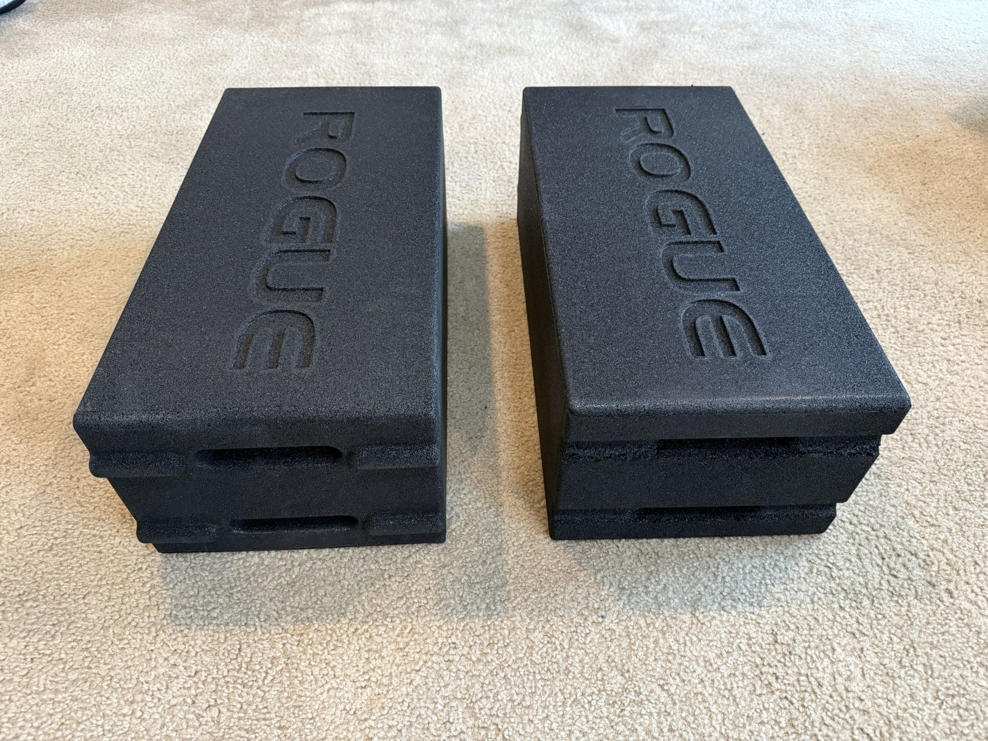 Rogue Fitness GYM Ballistic Blocks weightlifting - photo 3