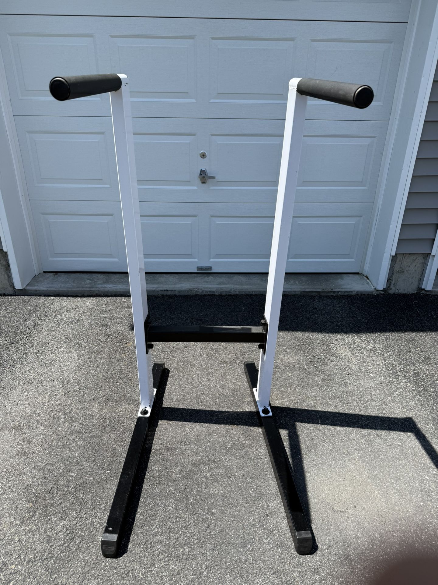 Body Solid Dip Station - photo 5