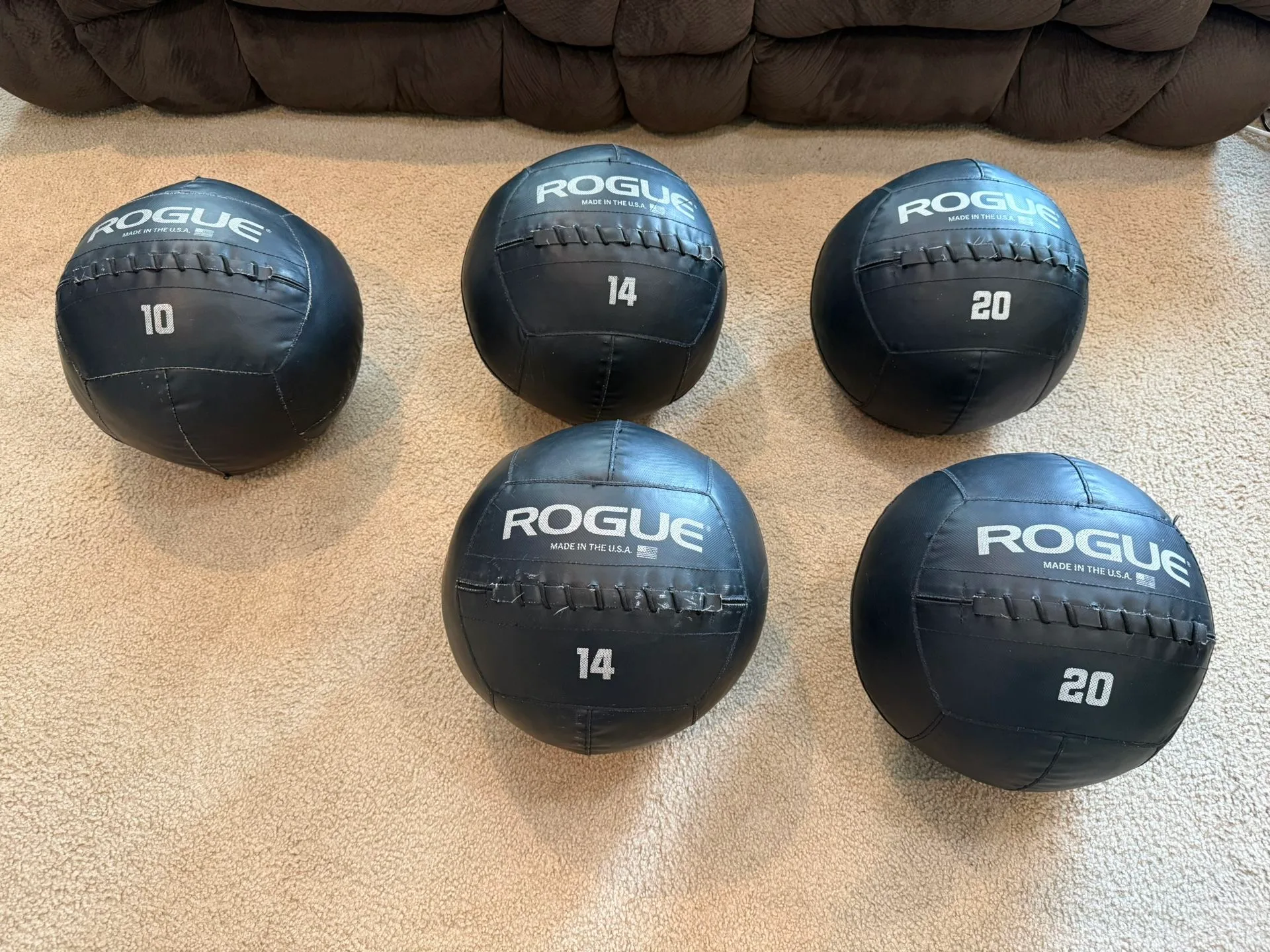Rogue Fitness Wall/ Medicine Balls thumbnail