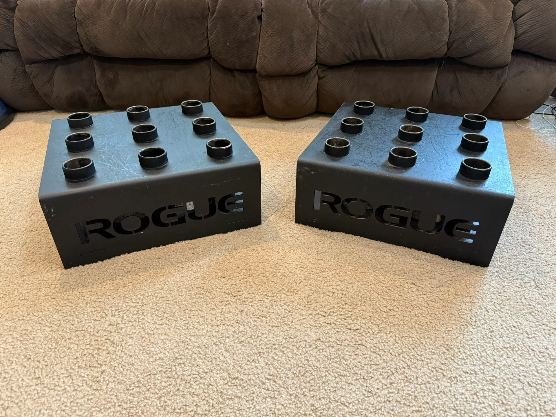 Rogue Fitness 9 Olympic Barbell Storage Holder thumbnail