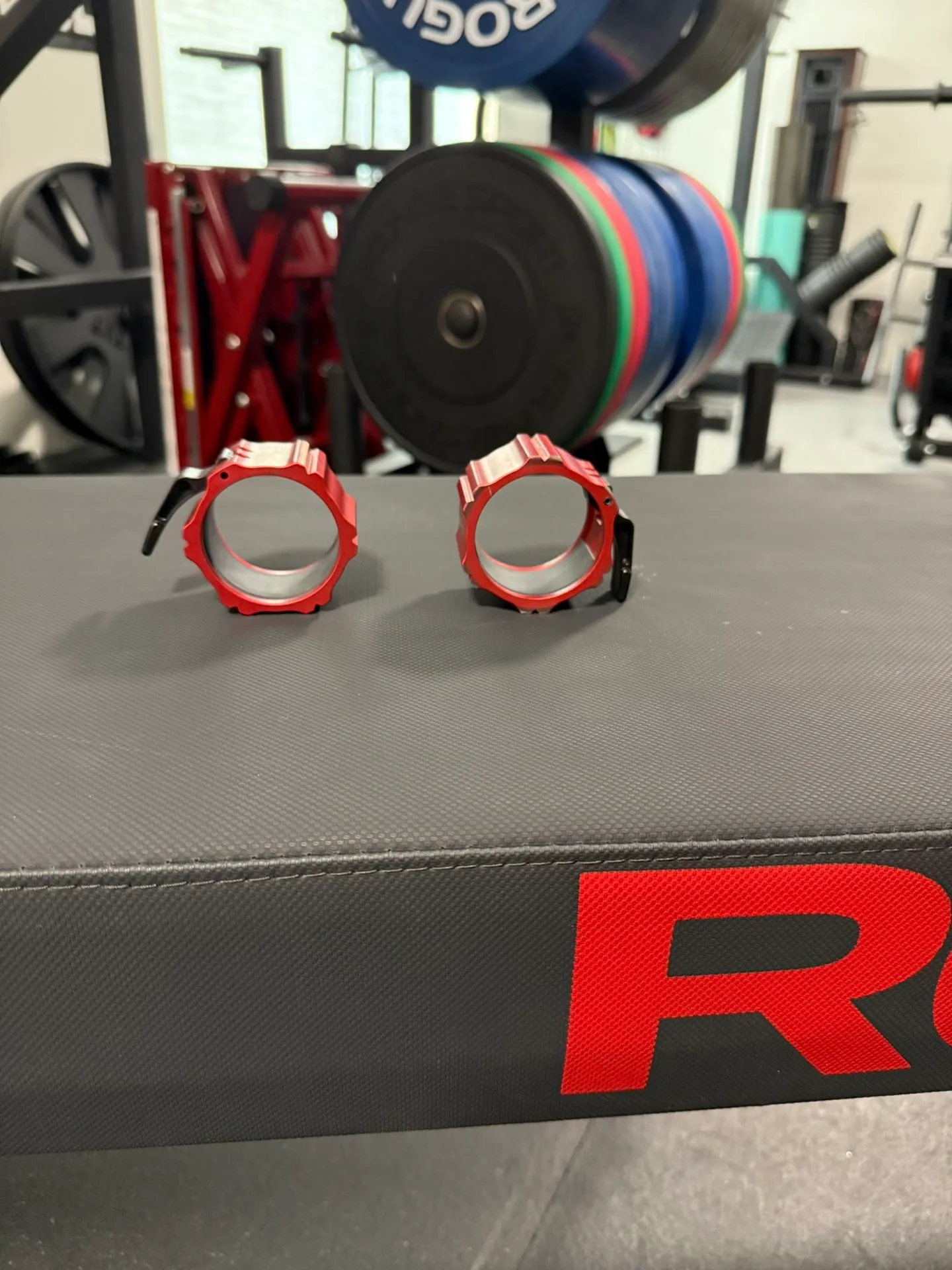 Rogue Fitness OSO Mighty Axle Barbell Collars 2.0 Red thumbnail
