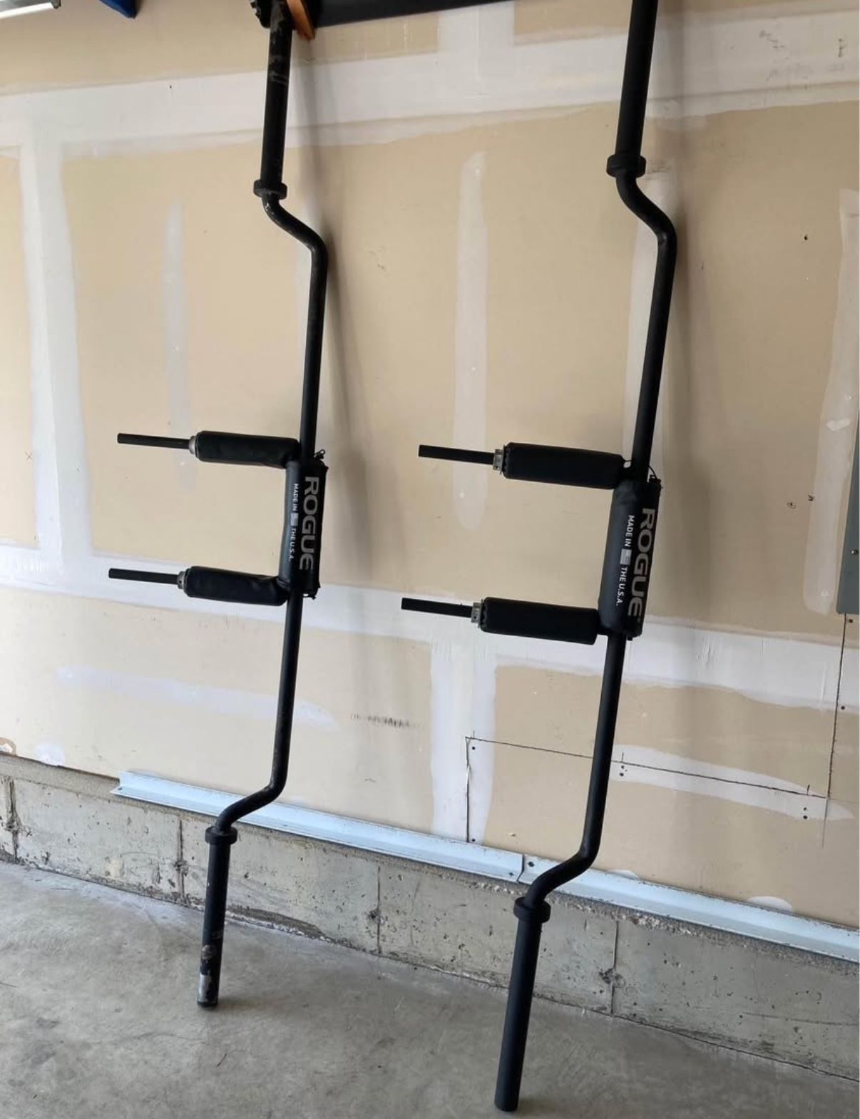 Rogue Fitness Safety Squat Barbell SSB