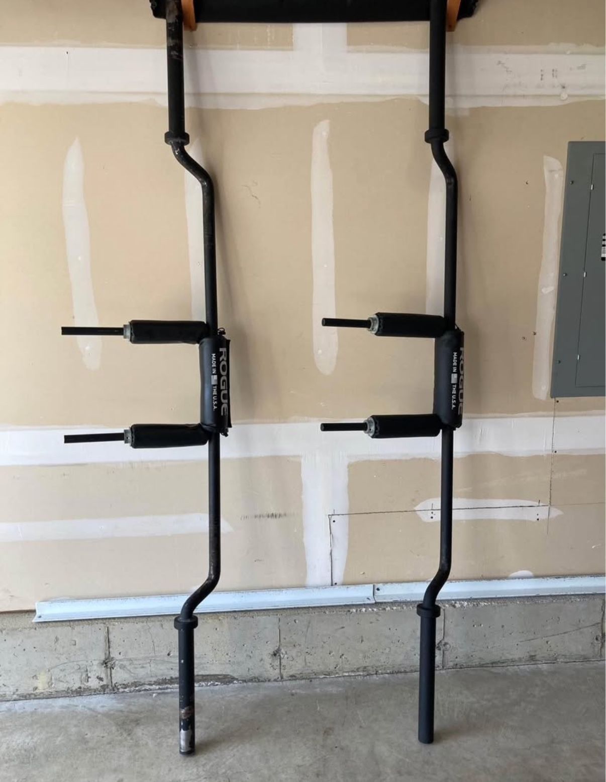 Rogue Fitness Safety Squat Barbell SSB - photo 3