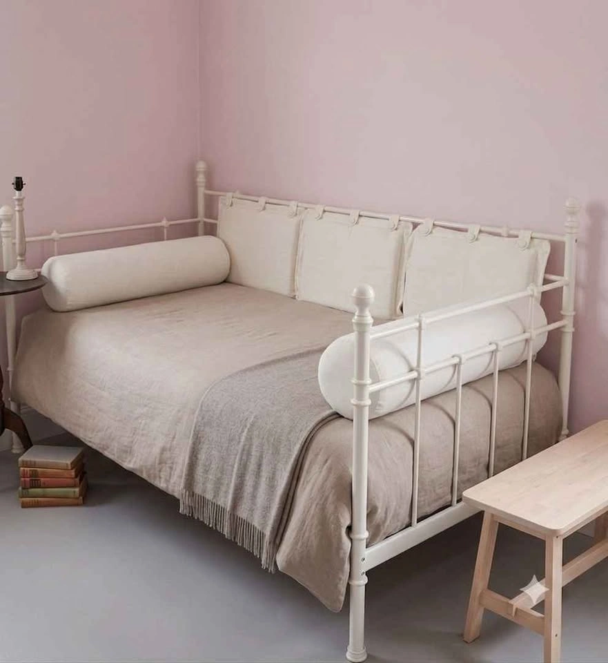 Rare Discontinued IKEA Tromsnes Twin Daybed + 5 Original Cushion - photo 2