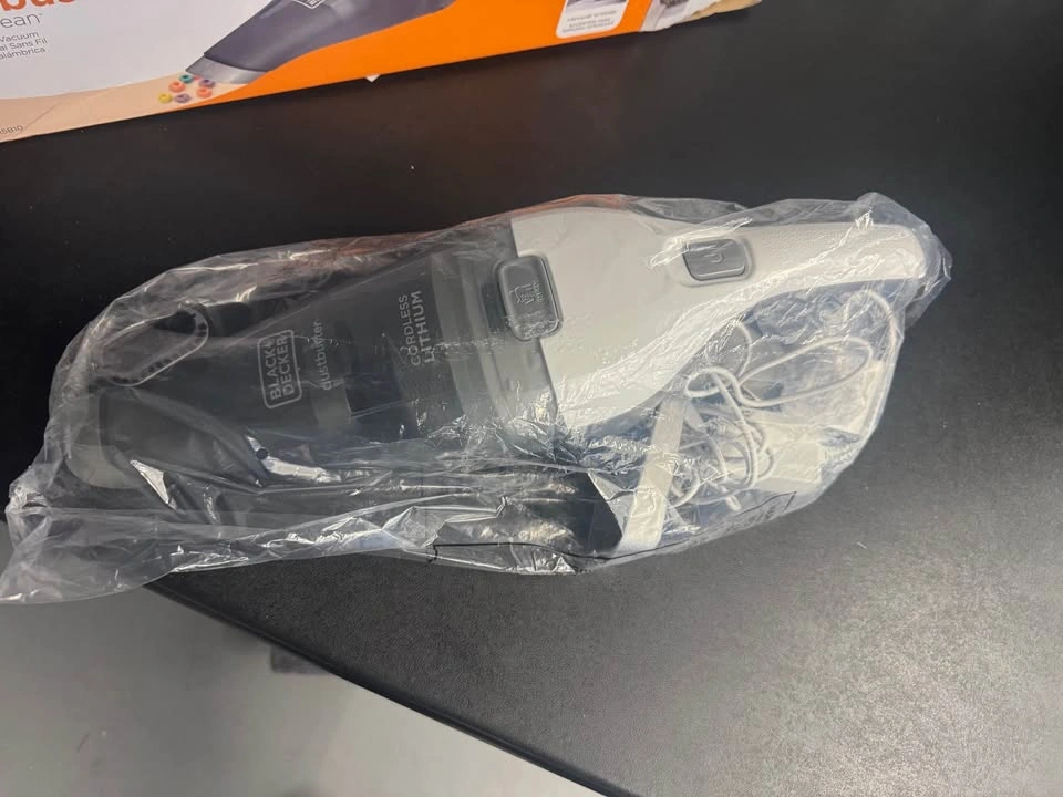 BLACK+DECKER Dustbuster QuickClean Cordless Hand Vacuum - photo 2