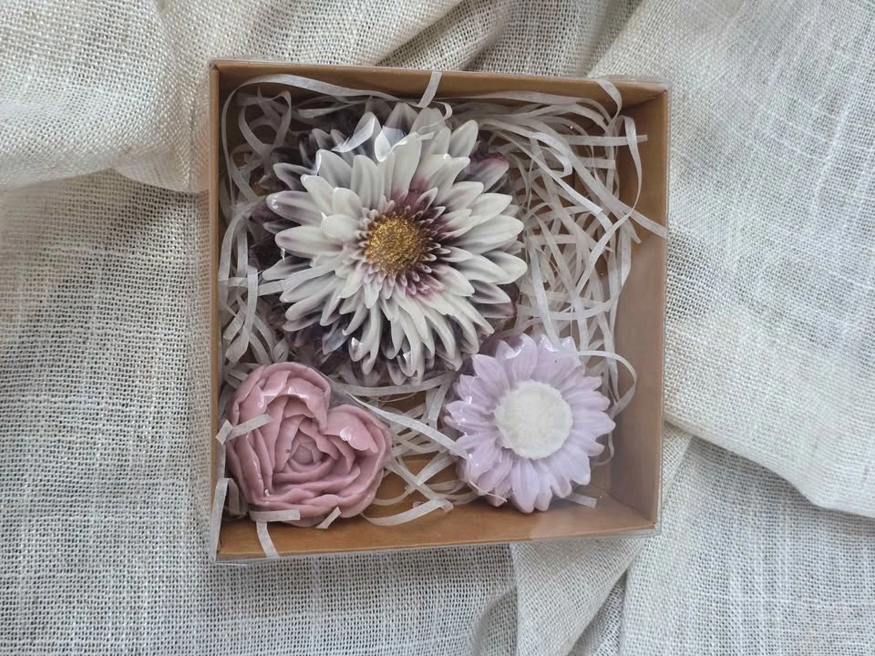 Handmade Flower Soap Gift Set - photo 3