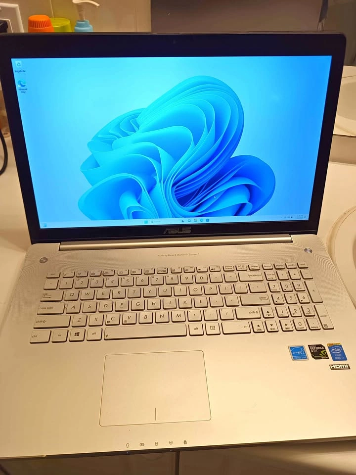 Asus N750JK 17" Laptop i7-4700HQ 16GB RAM 1TB HDD 256GB SSD