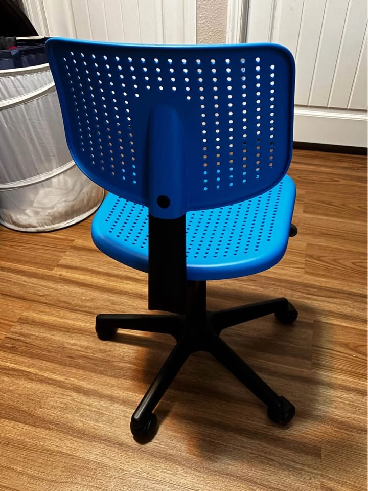 IKEA Alrik swivel chair - photo 2