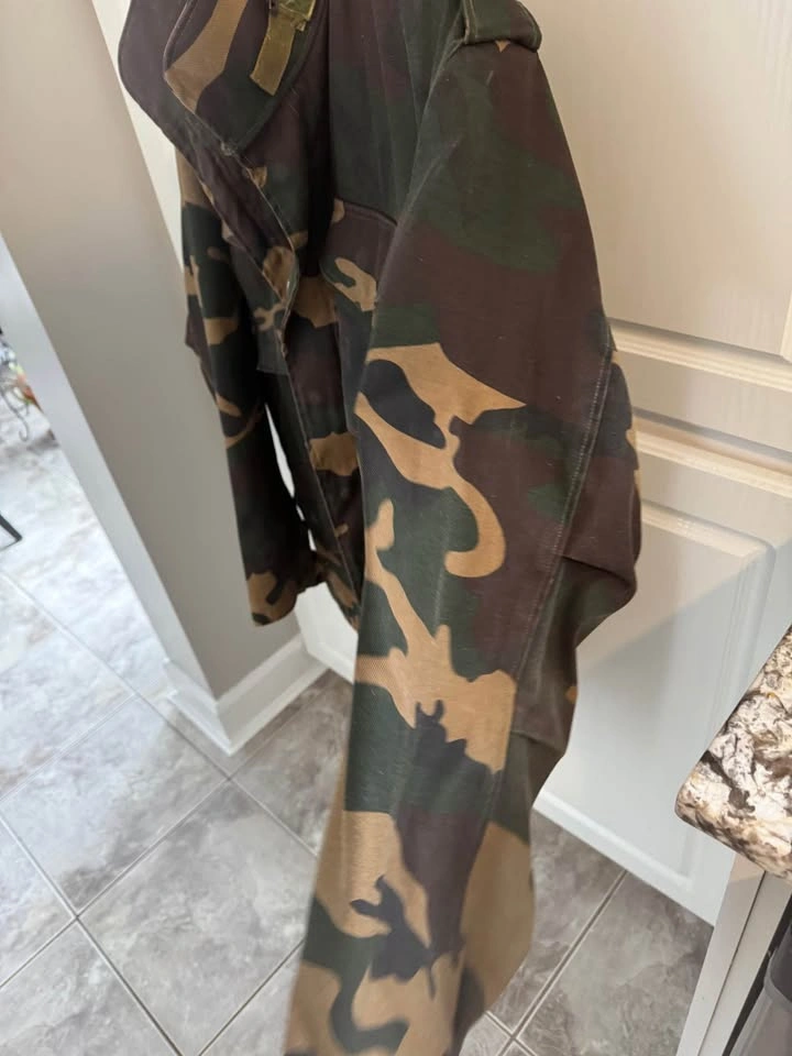 Camo Military Jacket Size XL Clean - photo 5