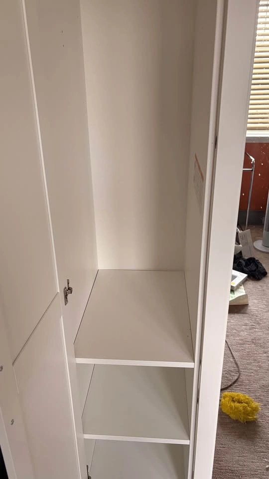 IKEA SONGESAND - WHITE CLOSET WITH MIRROR - photo 2