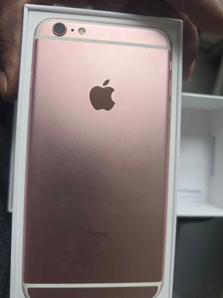 iPhone 6s Plus - photo 5
