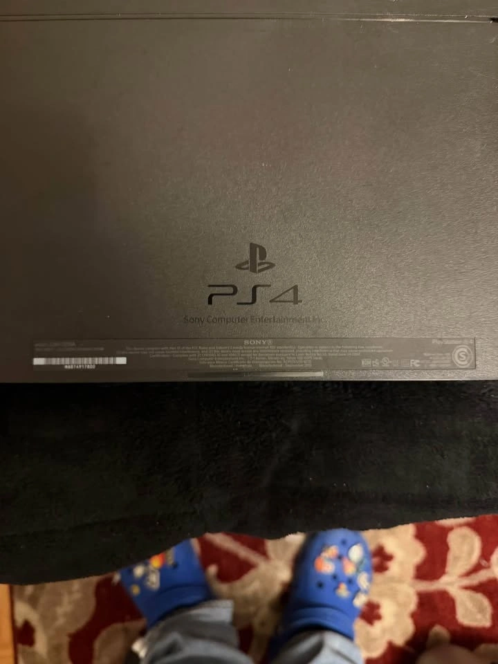 PlayStation 4 Bundle (JEDI: The Fallen Order + DMC 5 + 1 Control - photo 3