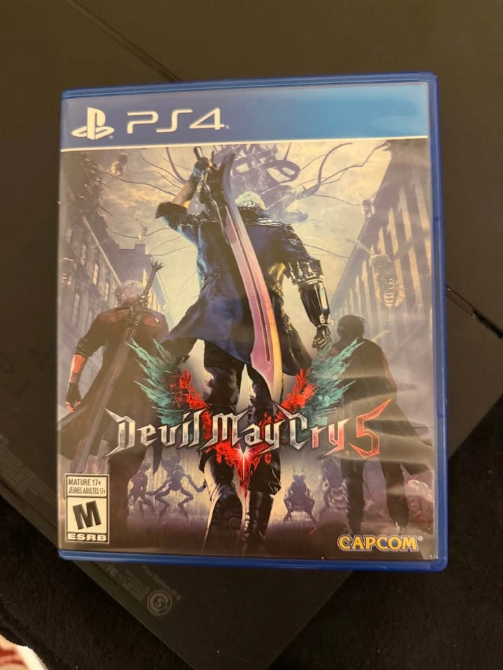 PlayStation 4 Bundle (JEDI: The Fallen Order + DMC 5 + 1 Control - photo 4