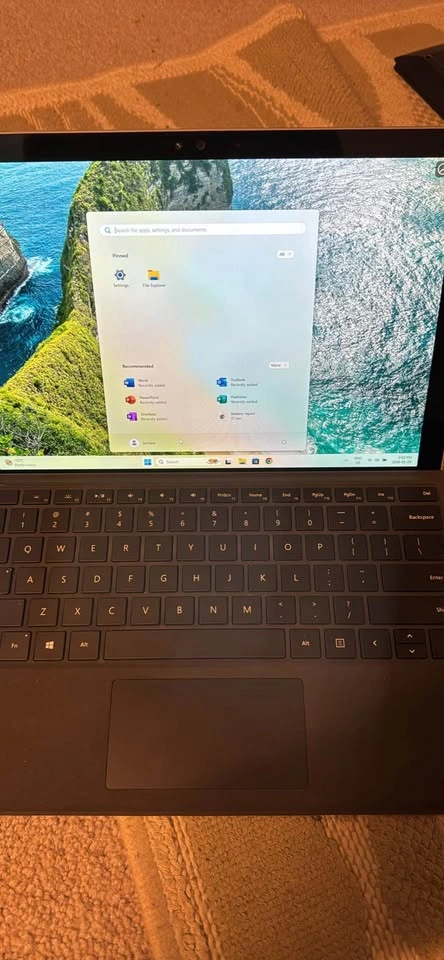 Microsoft Surface Pro 4 i5 8GB RAM 256GB SSD Win 11 Pro - photo 4