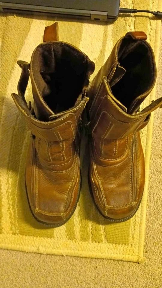 GBX Men's Leather Boots Size 11