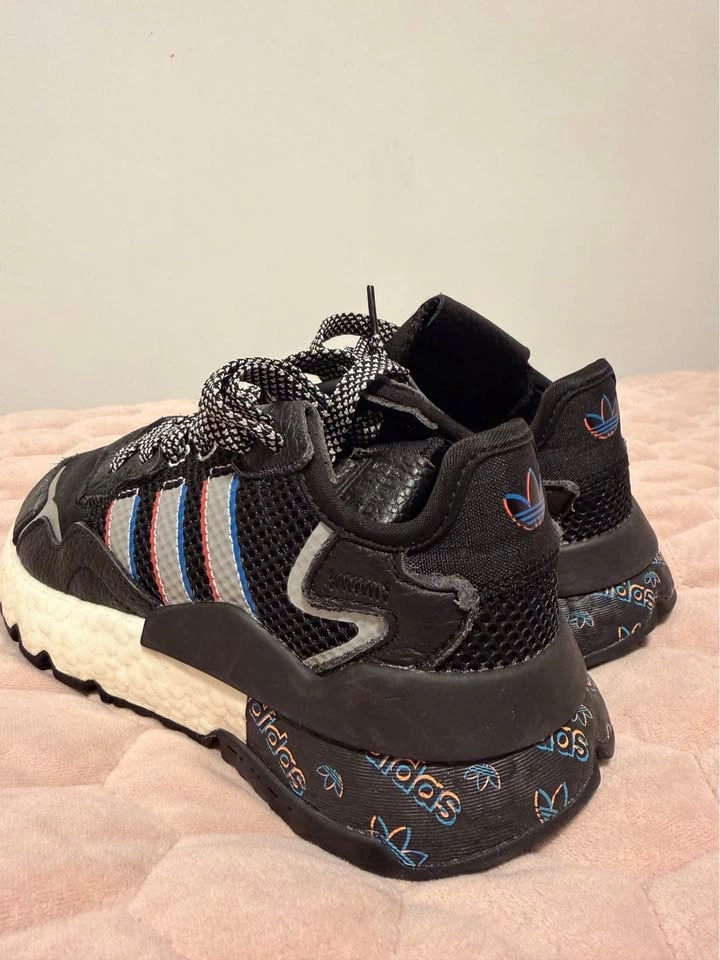 Adidas running shoes for boys - photo 4
