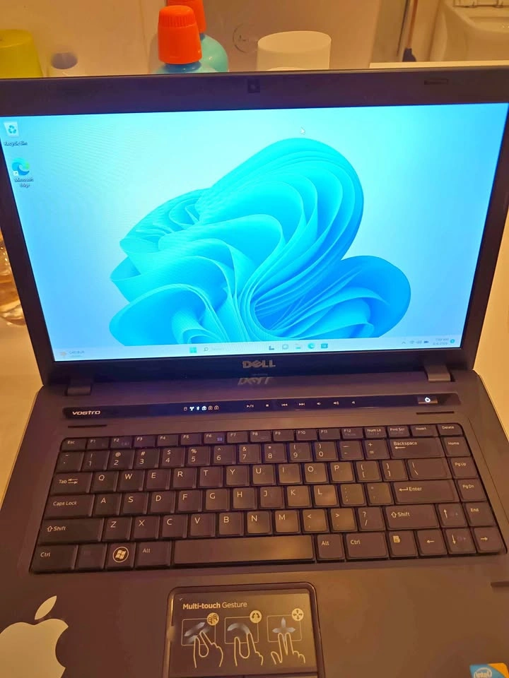 Dell Vostro i5 2.53GHz 8GB RAM 320GB Windows 11