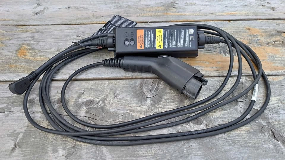 EV Charging Cable J1772 Portable Charger with issue