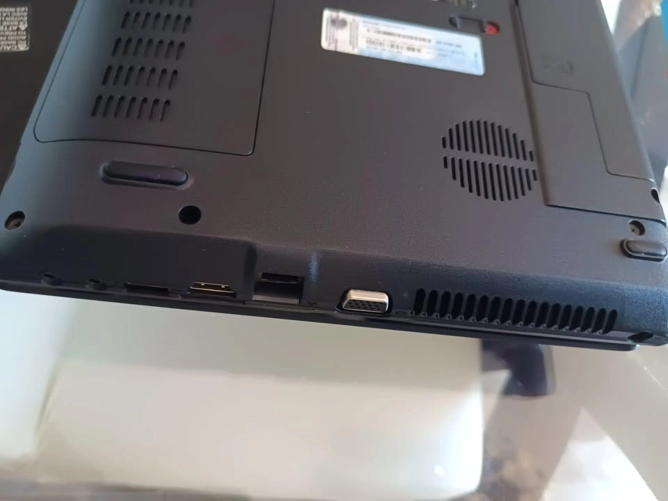 Acer Laptop Windows Linux 8GB Ram 500GB Storage - photo 3