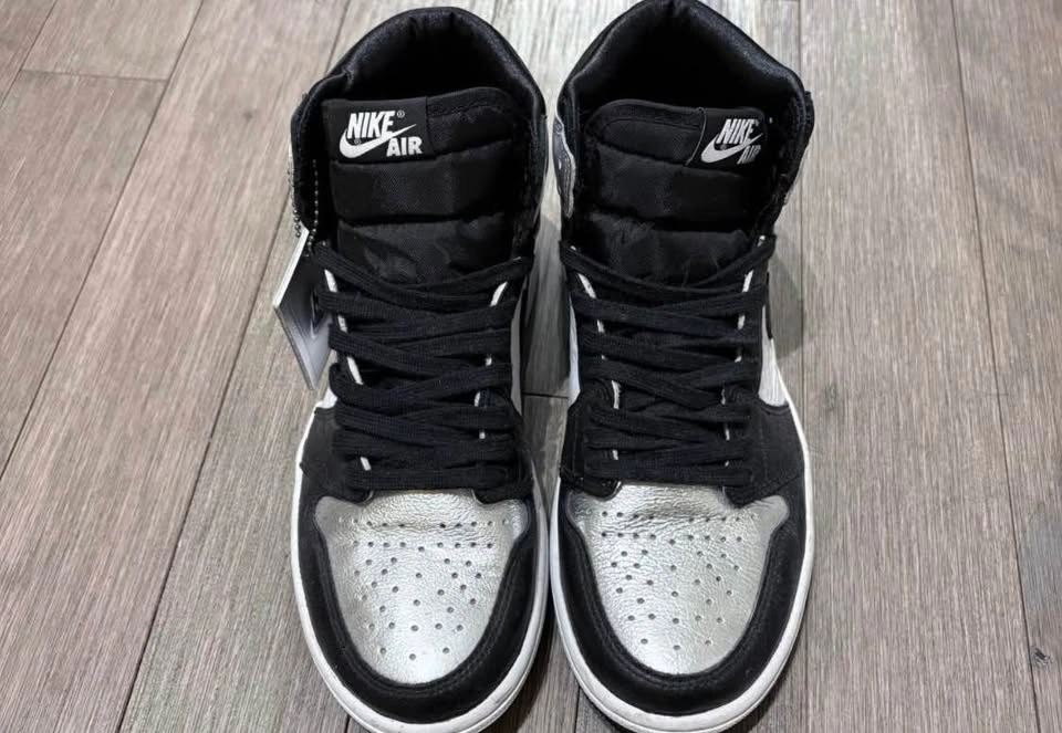 Nike Air Jordan 1 Retro High OG Silver Toe - photo 2