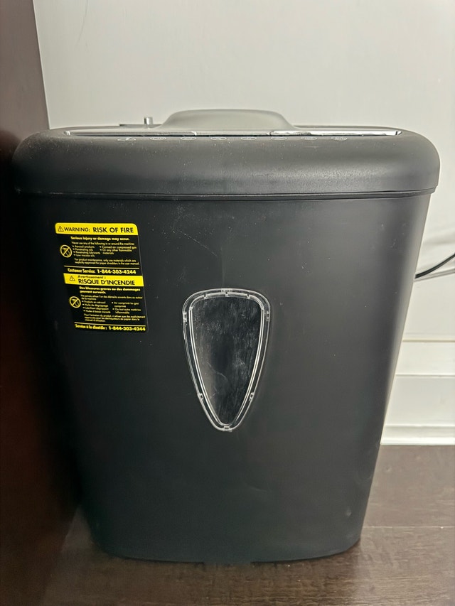 amazon basics crosscut shredder - photo 2
