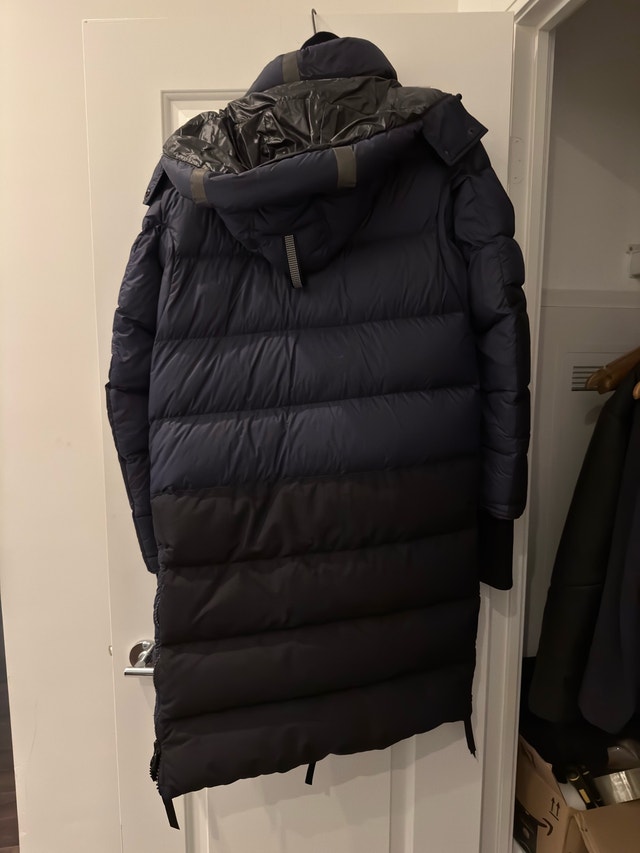 Brand New with Tag XS Canada Goose Warwick Parka 2608MB - photo 2