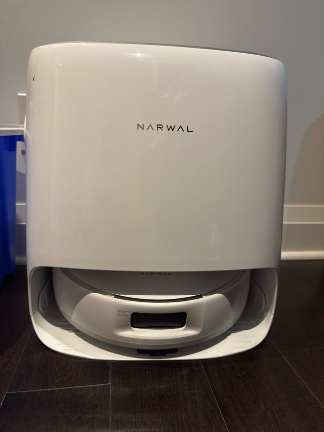 Narwal Freo X Ultra Robot Mop and Vacuum - photo 2