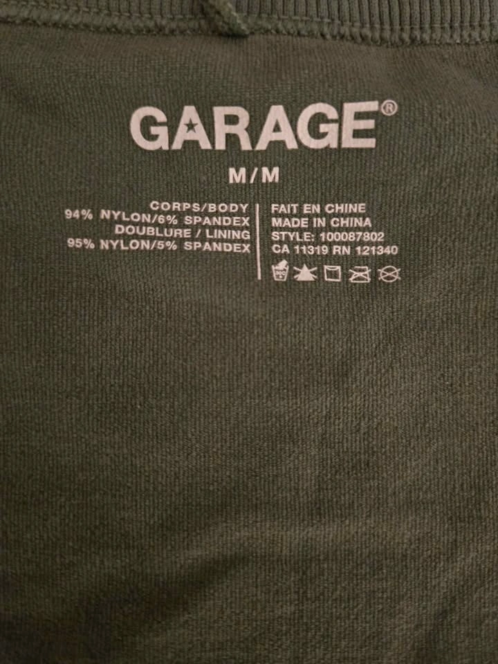 Garage Green Crop Top - photo 3