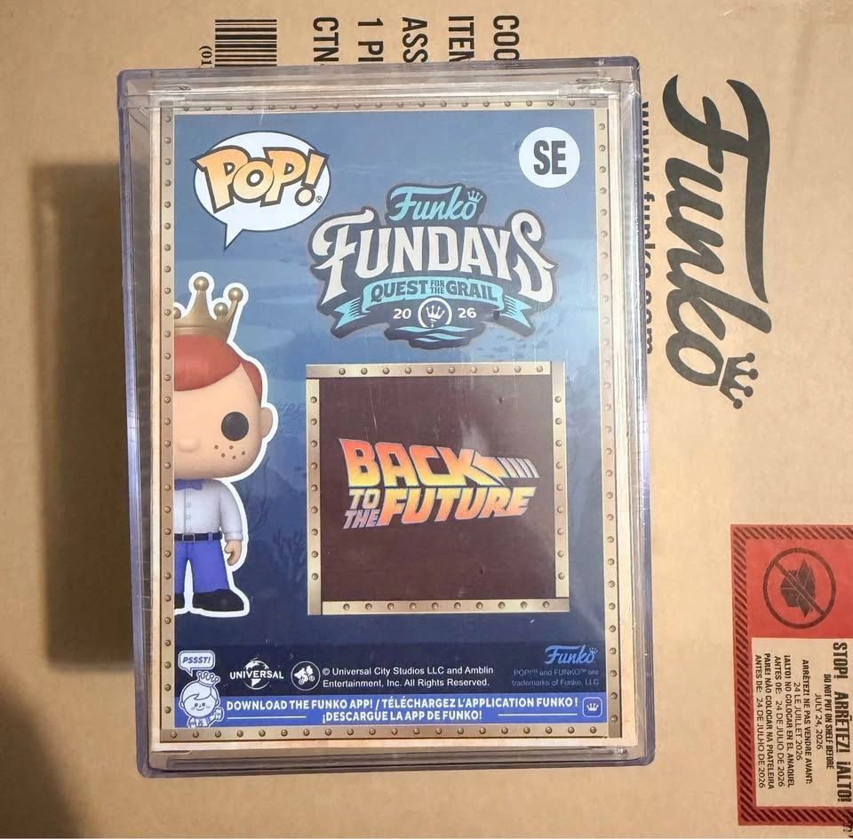 SDCC 2026 Funko Fundays Freddy as Doc 2015 LE 1150 Show Edition - photo 3
