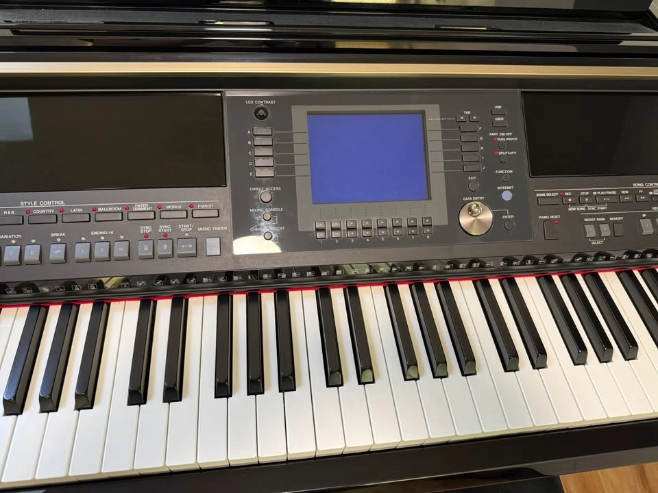 Yamaha Digital Piano Clavinova CVP-403PE with Bench - photo 3