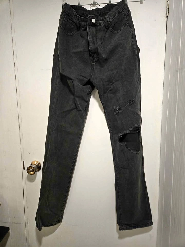 SHEIN Distressed Black Jeans